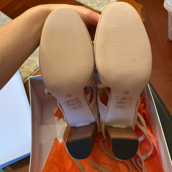 NWT Genuine Suede “Isabeli” Sole Society Lace-Up Heels - Picture 4 of 8